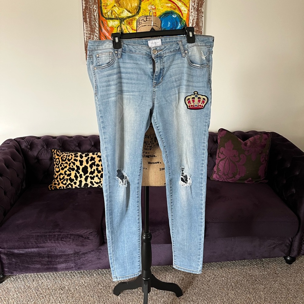 Jeans fit for a Queen 👑